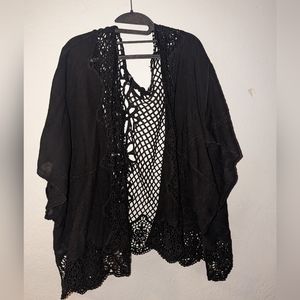 Torrid Embroidered Kimono/ruana